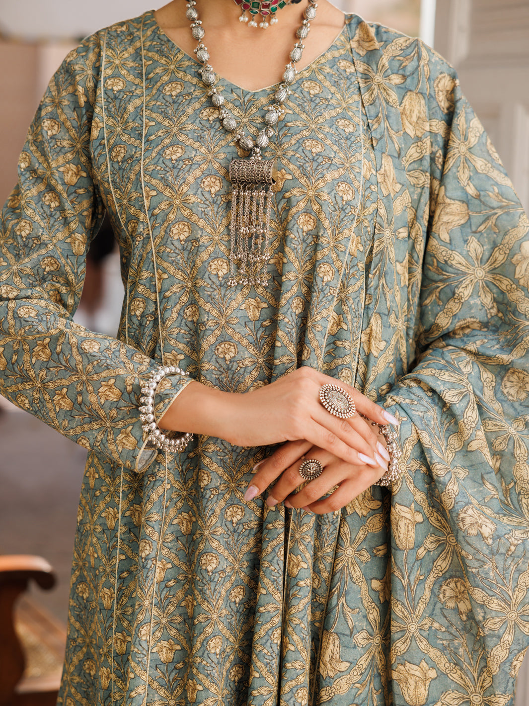 Almirah | Traditional Tale | ALP-3PS-2130 - House Of Hania