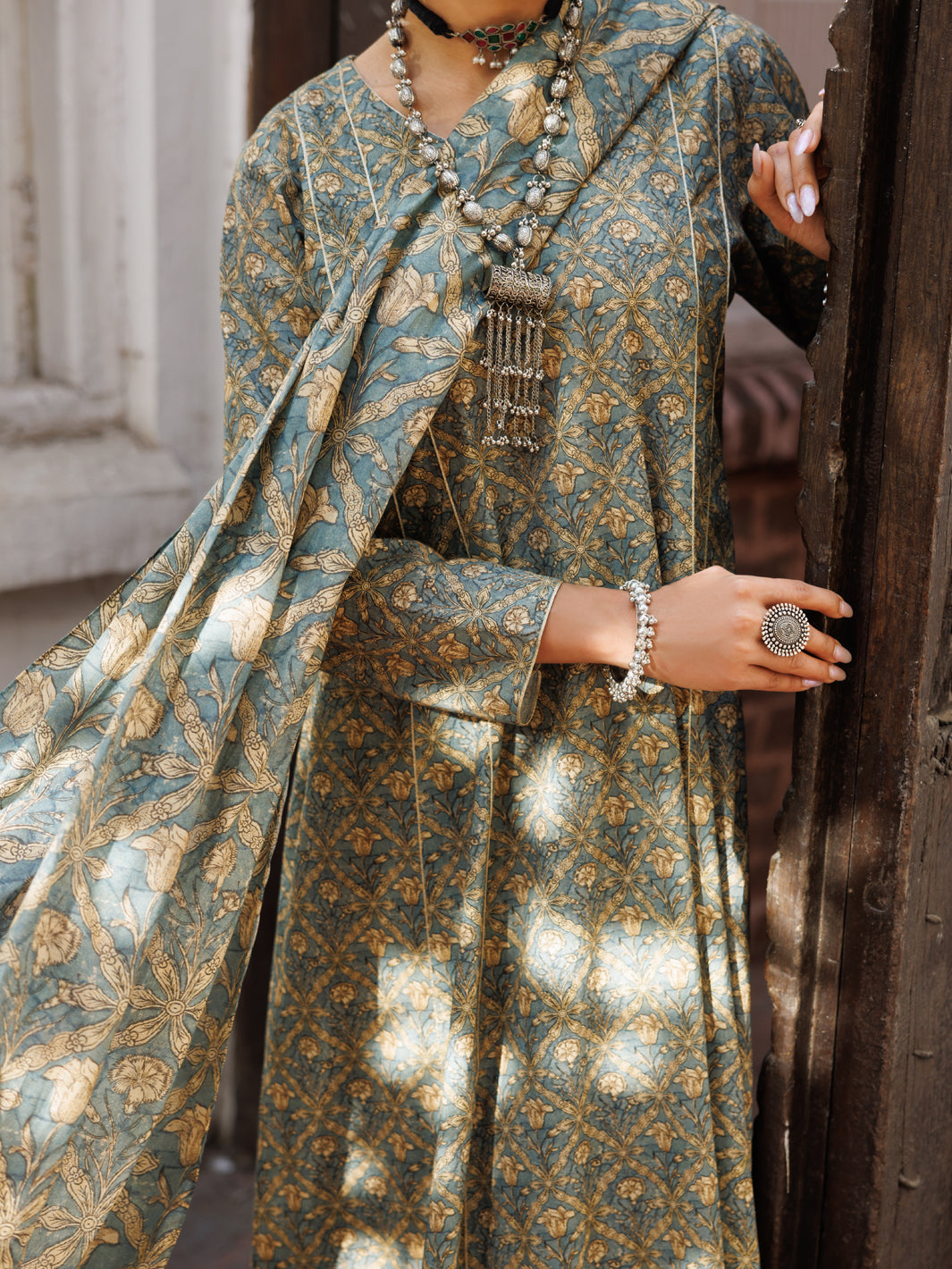 Almirah | Traditional Tale | ALP-3PS-2130 - House Of Hania