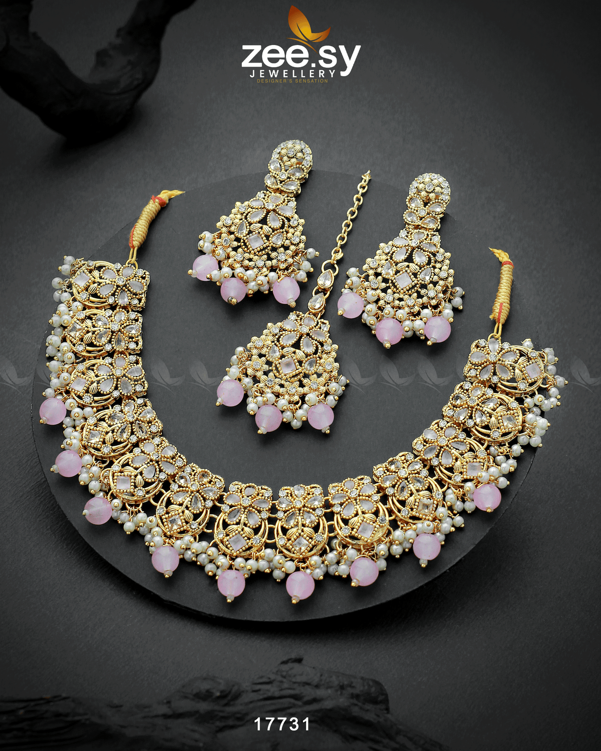 Amaryllis Necklace - House Of Hania