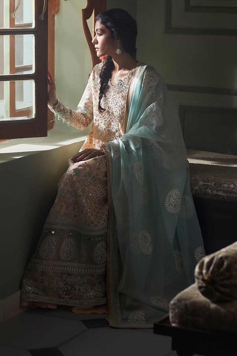 Amira - House Of Hania