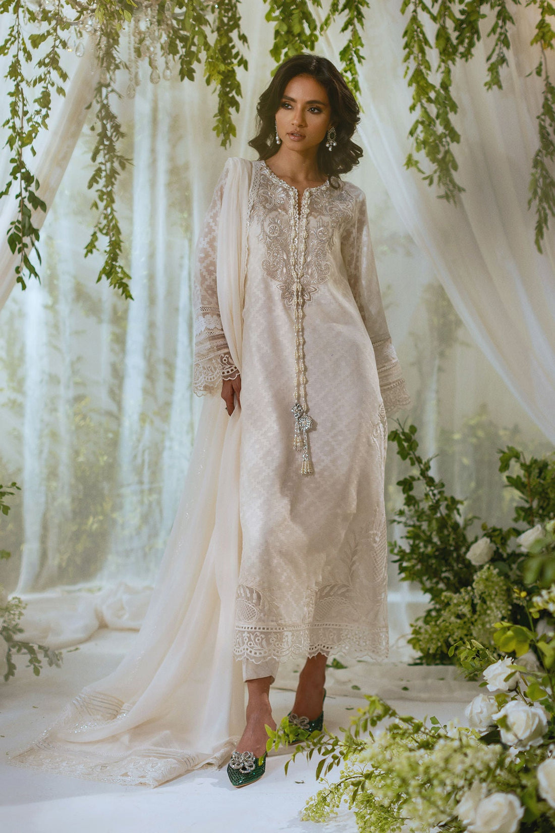 Annus Abrar | Lumi Eid Edit | Aynur (Shirt and Pants) - House Of Hania