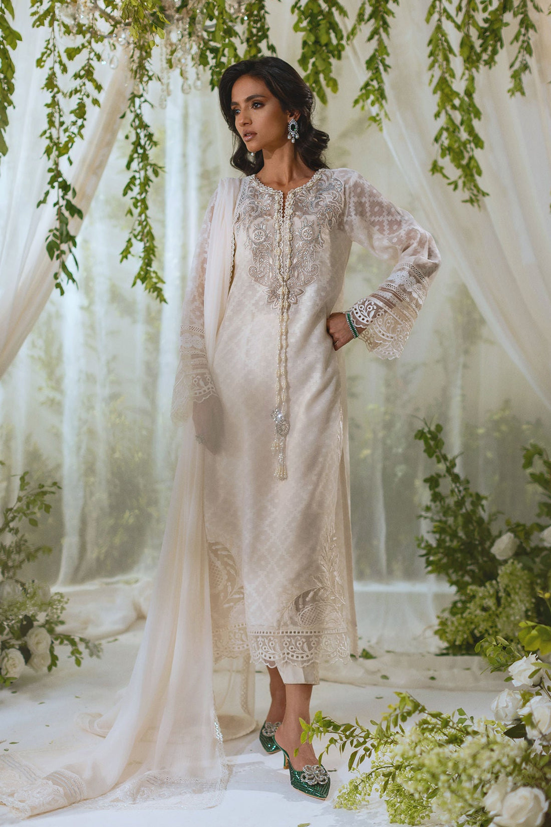 Annus Abrar | Lumi Eid Edit | Aynur (Shirt and Pants) - House Of Hania