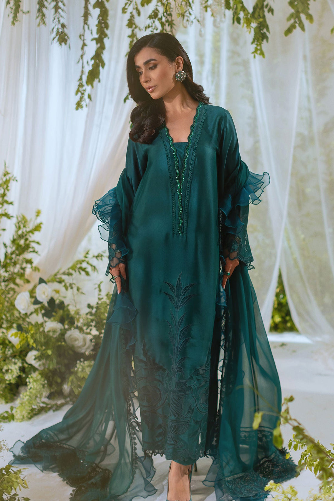 Annus Abrar | Lumi Eid Edit | Elsa (Shirt and Pants) - House Of Hania