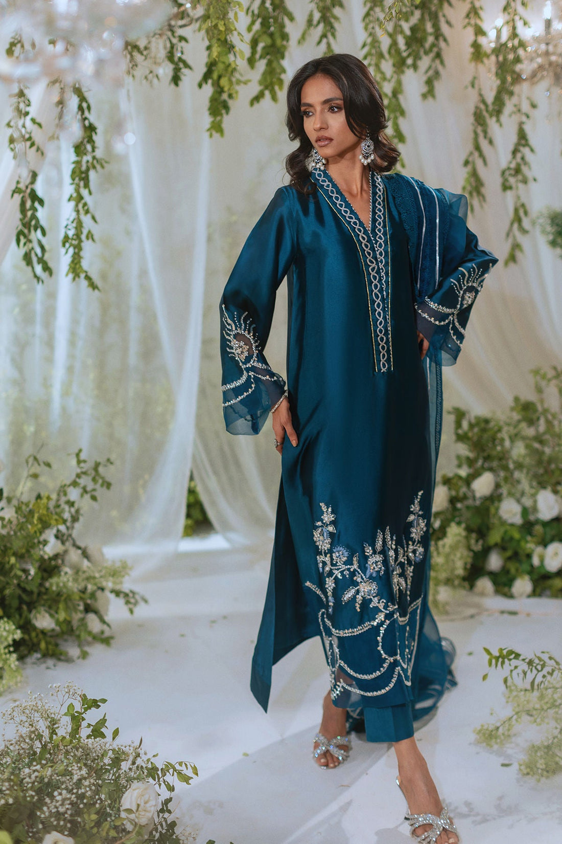 Annus Abrar | Lumi Eid Edit | Huraya (Shirt and Pants) - House Of Hania