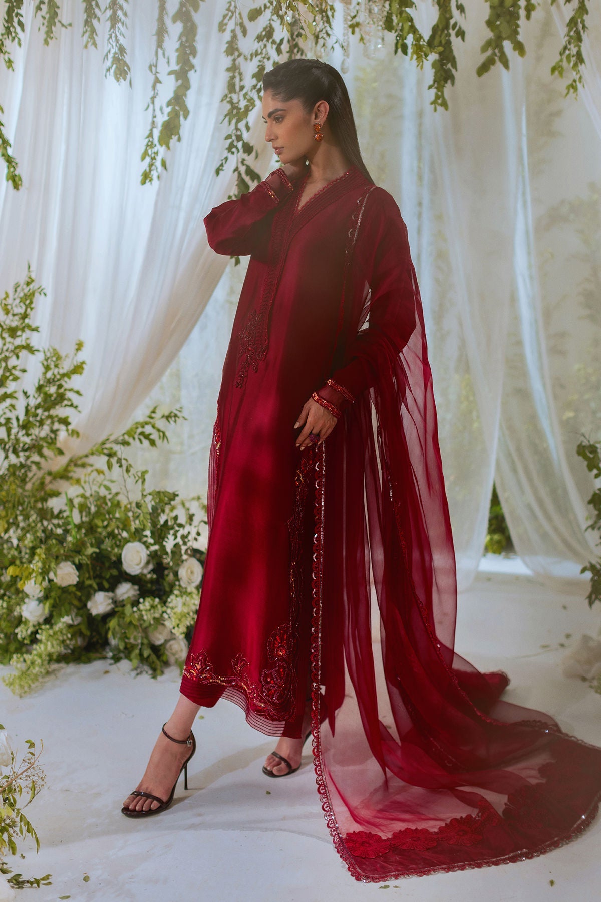 Annus Abrar | Lumi Eid Edit | Layaan (Shirt and Pants) - House Of Hania