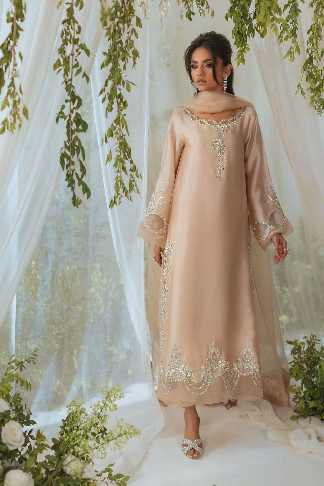 Annus Abrar | Lumi Eid Edit | Meysana (Shirt and Pants) - House Of Hania