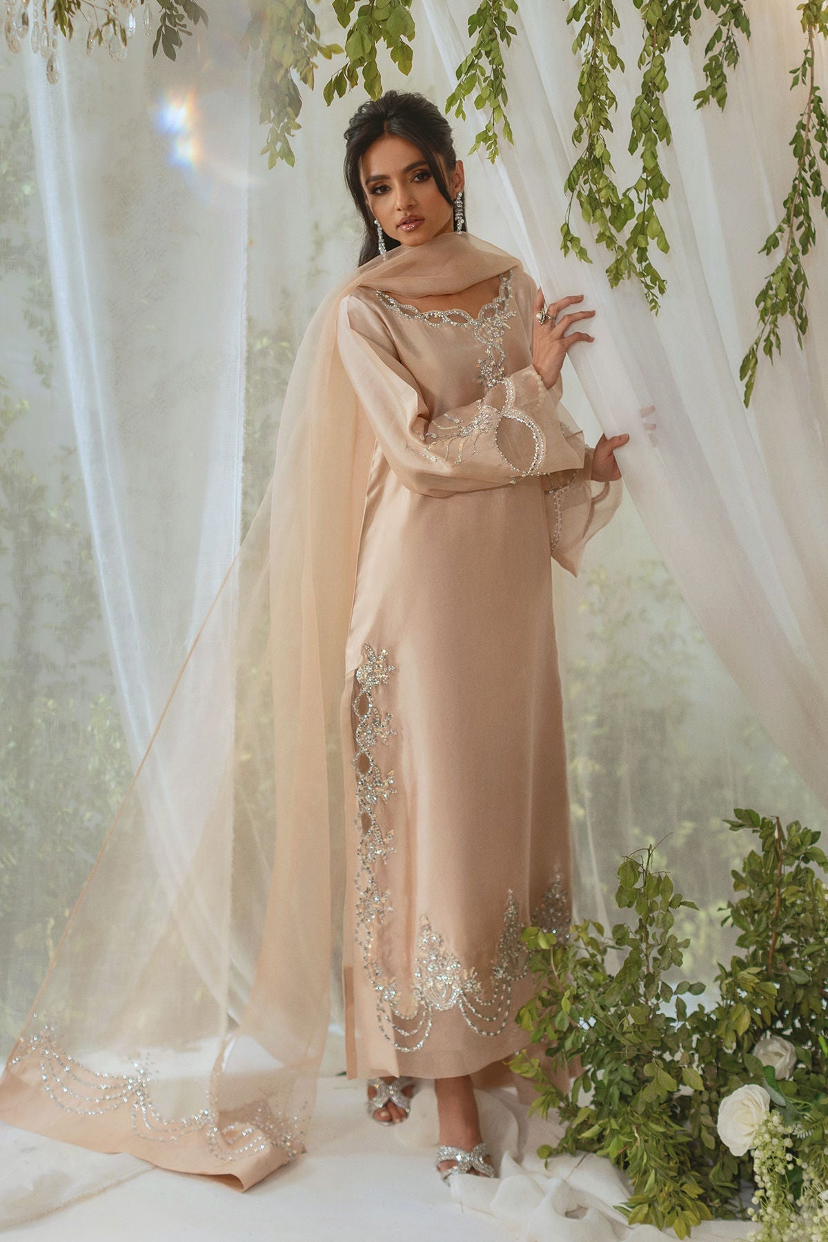 Annus Abrar | Lumi Eid Edit | Meysana (Shirt and Pants) - House Of Hania
