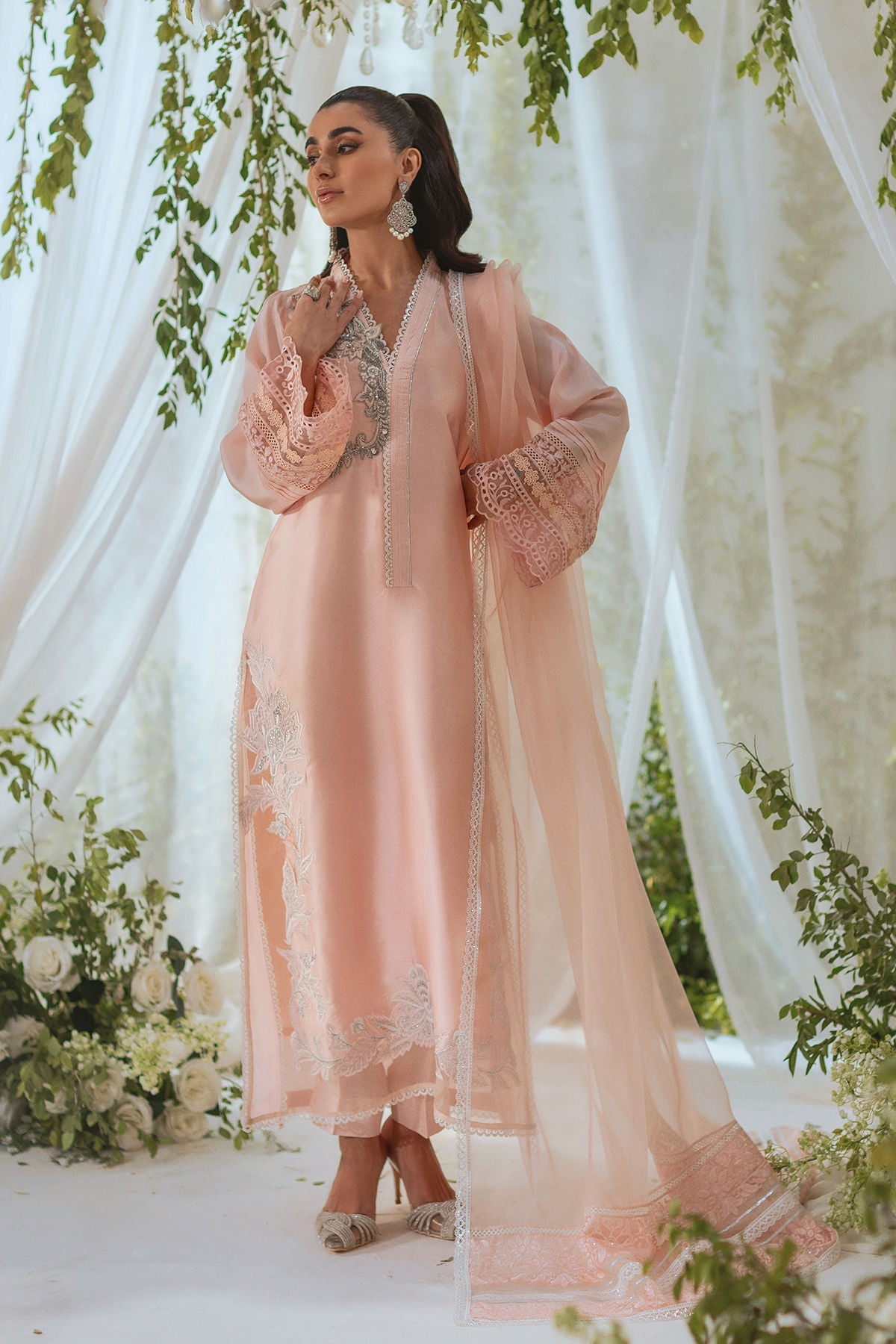 Annus Abrar | Lumi Eid Edit | Nayimah (Shirt and Pants) - House Of Hania