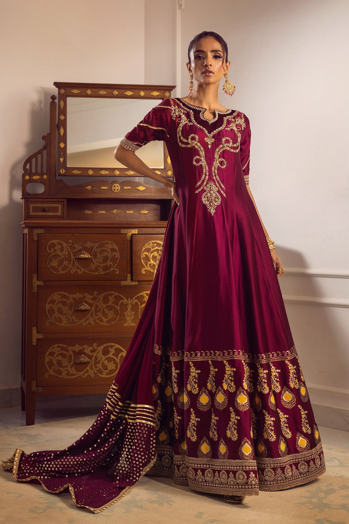 Annus Abrar | Melia Luxe Formals | Gulsheen Kalidar - House Of Hania