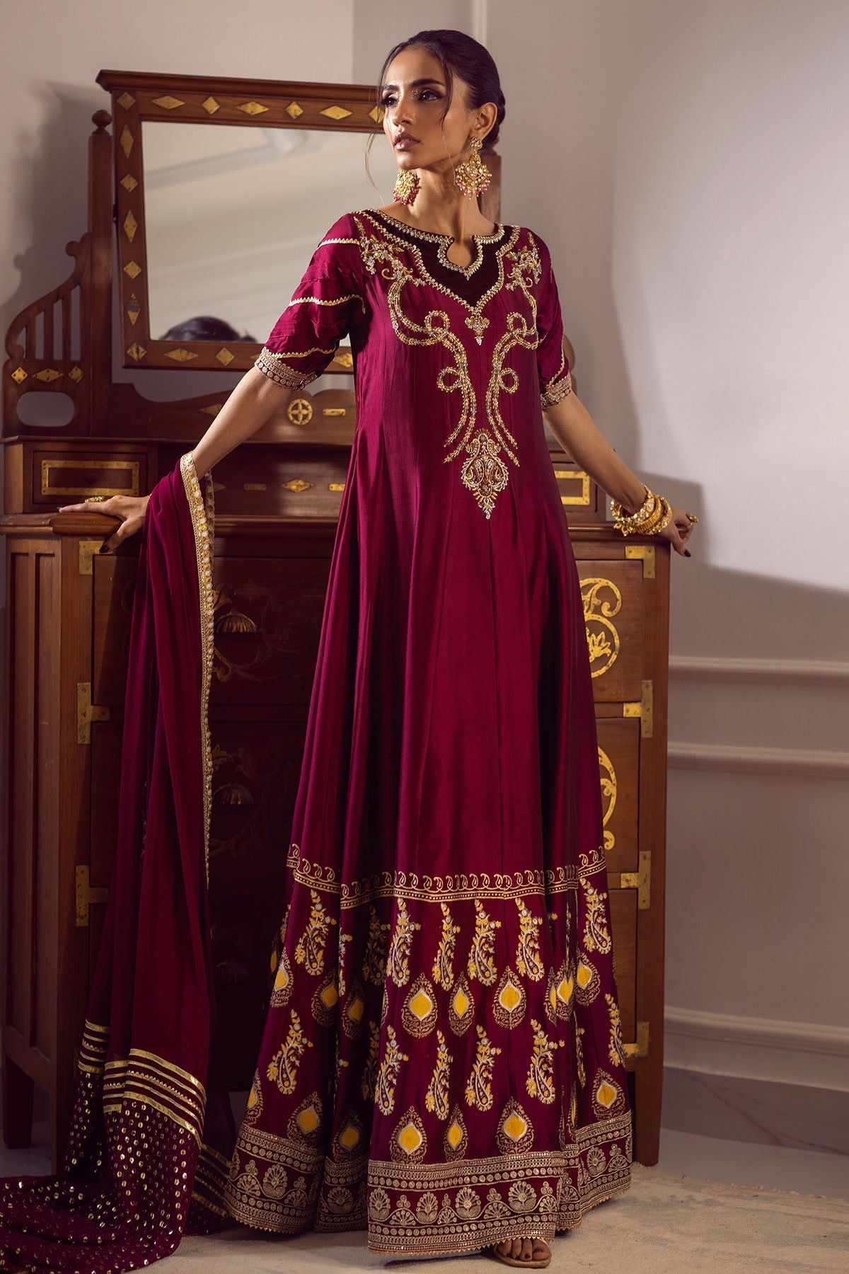 Annus Abrar | Melia Luxe Formals | Gulsheen Kalidar - House Of Hania