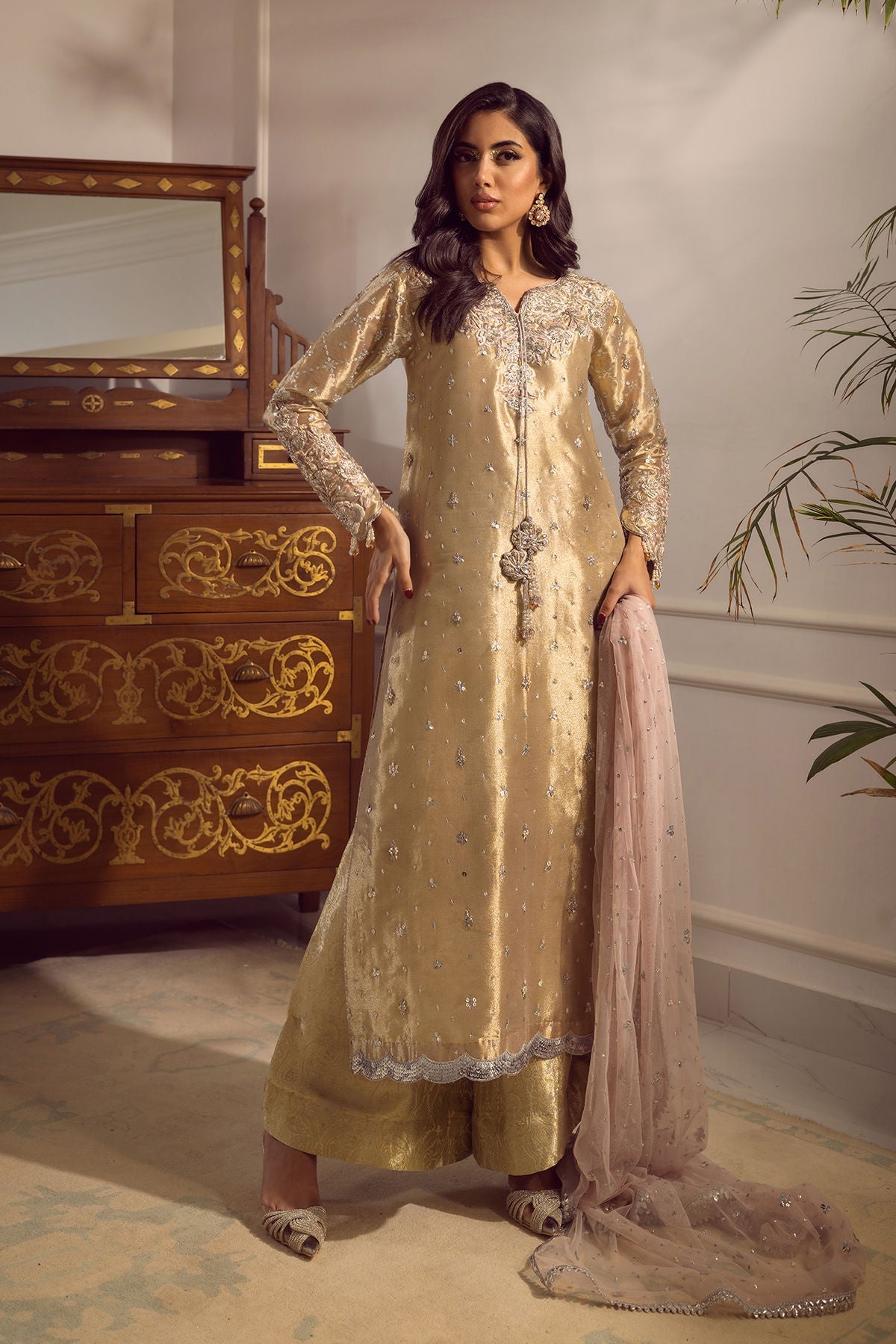 Annus Abrar | Melia Luxe Formals | Hurmia - House Of Hania