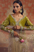 Annus Abrar | Mirha Winter Velour | Aya - House Of Hania