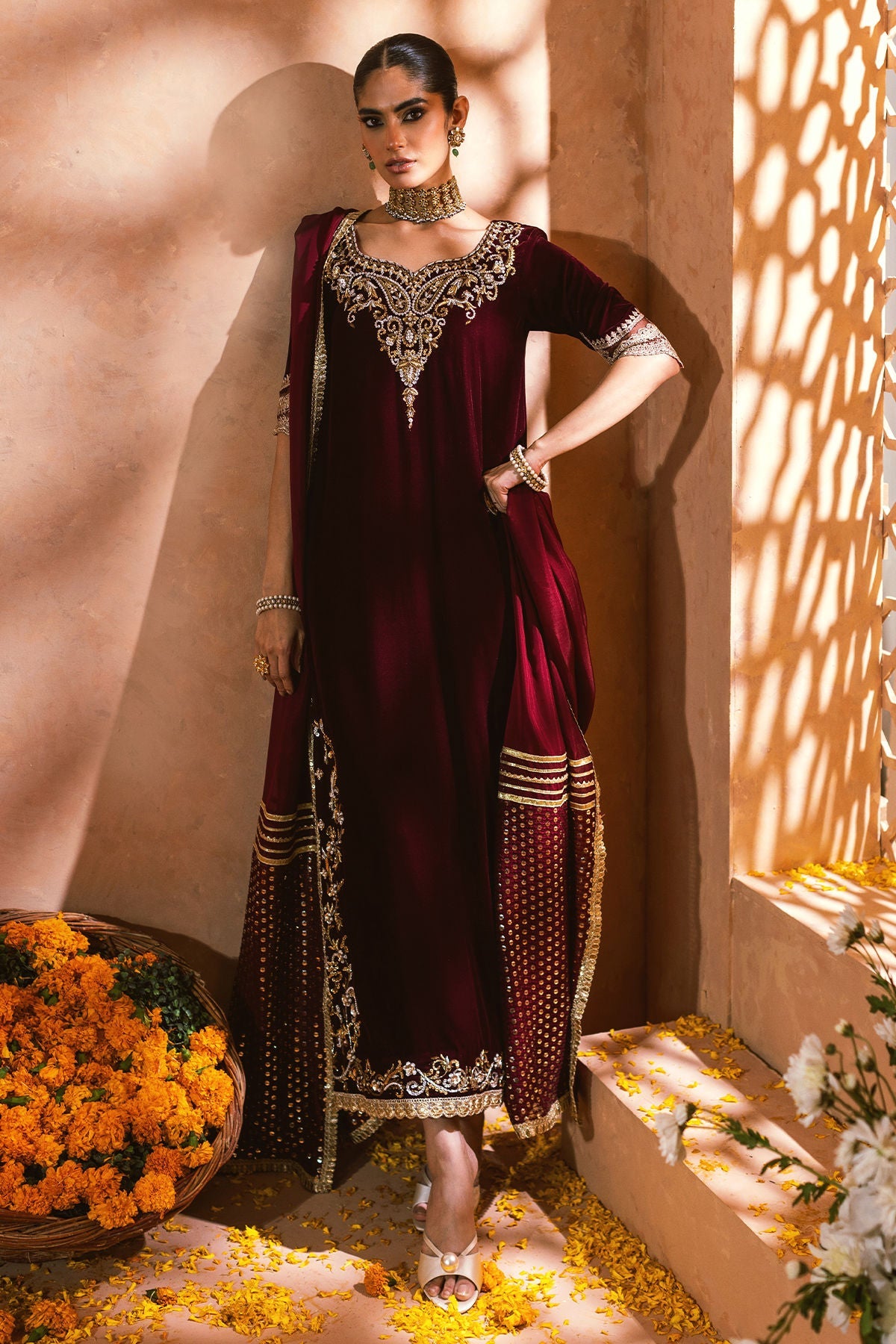 Annus Abrar | Mirha Winter Velour | Dahlia (Shirt, Pants and Dupatta) - House Of Hania