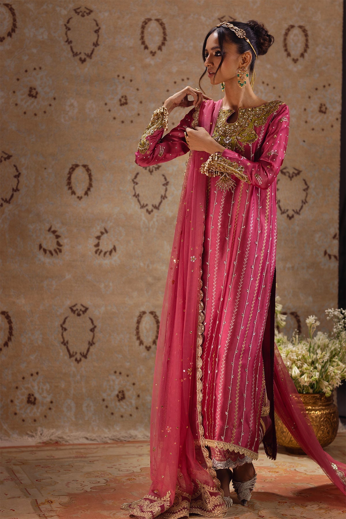 Annus Abrar | Mirha Winter Velour | Elen - House Of Hania
