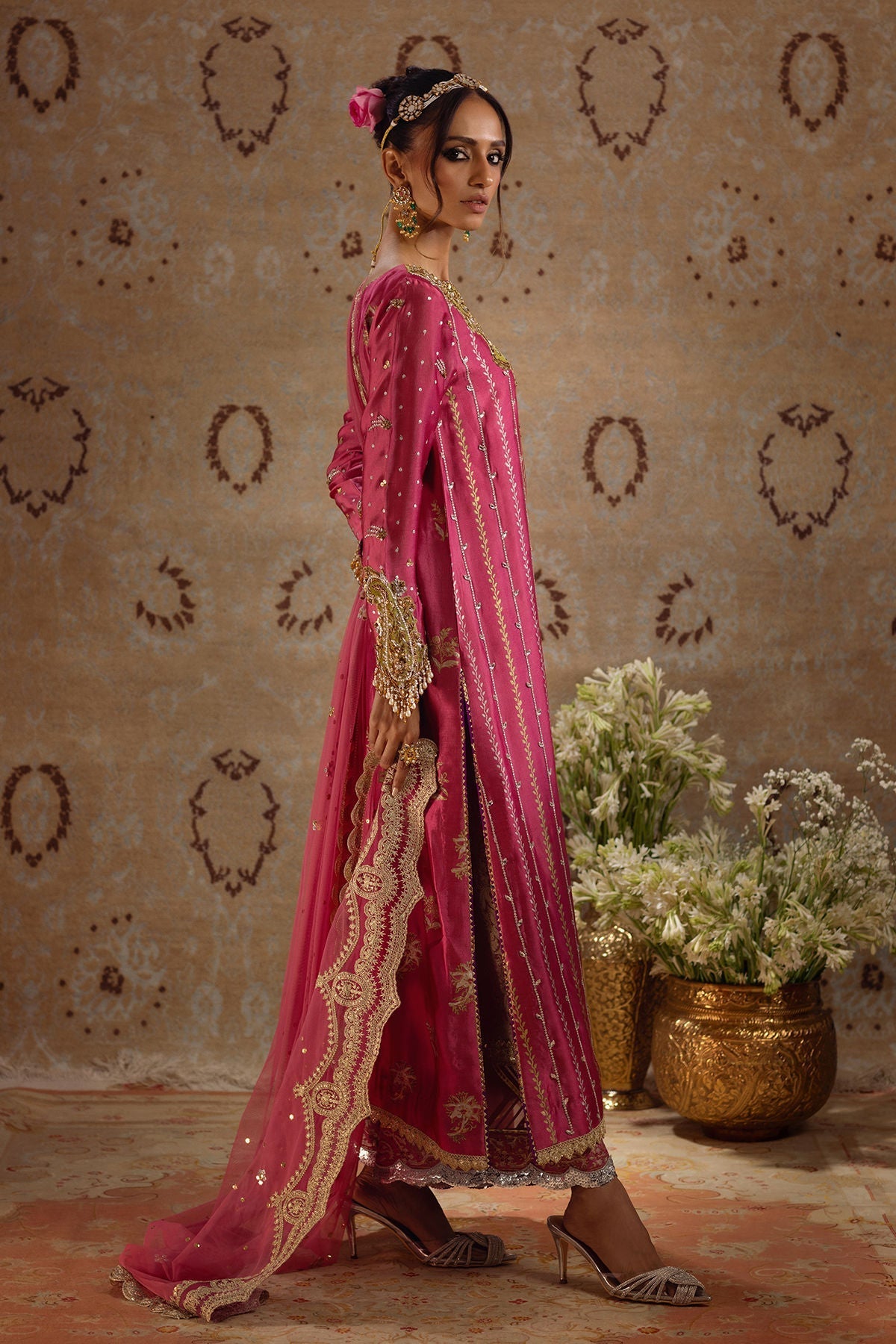 Annus Abrar | Mirha Winter Velour | Elen - House Of Hania