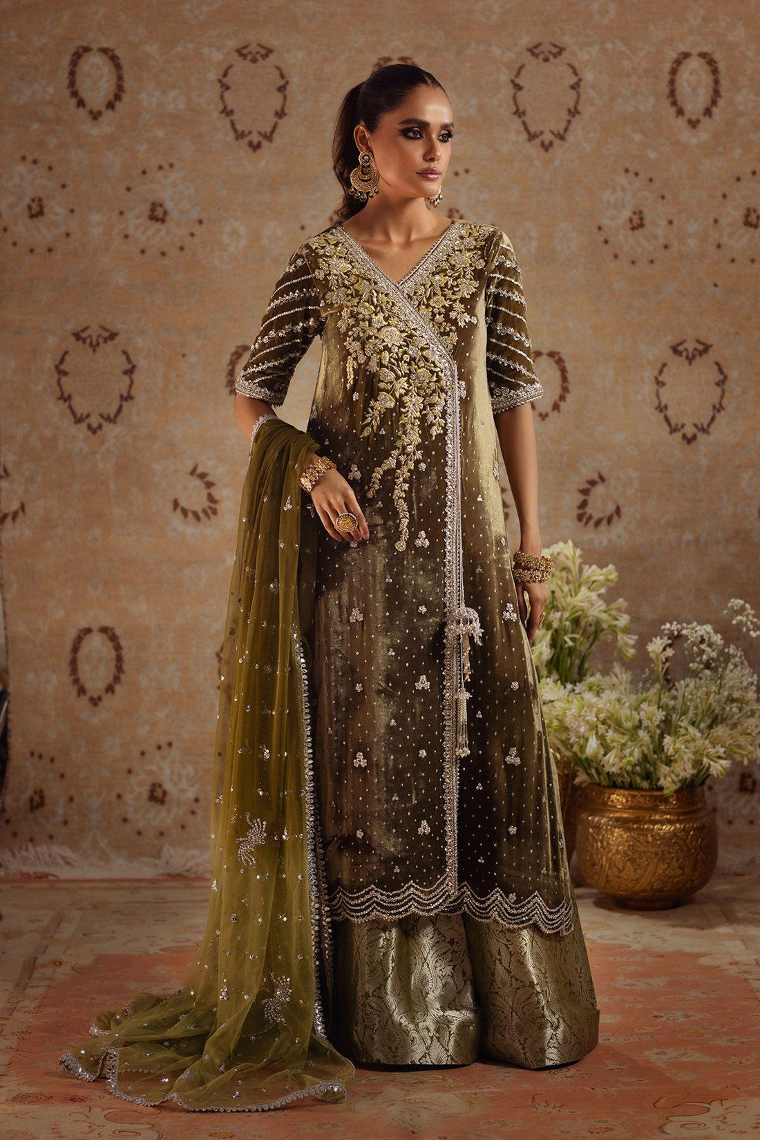 Annus Abrar | Mirha Winter Velour | Emur - House Of Hania