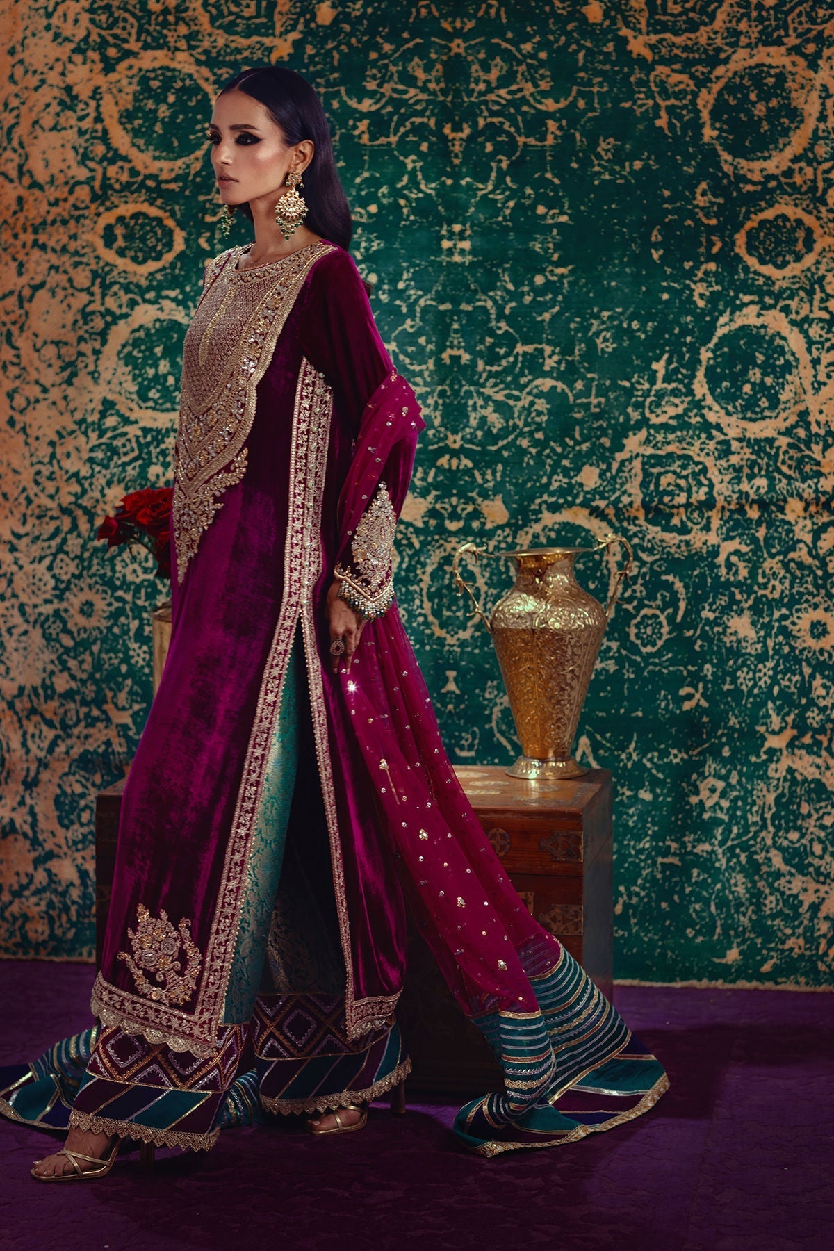 Annus Abrar | Mirha Winter Velour | Ezra - House Of Hania