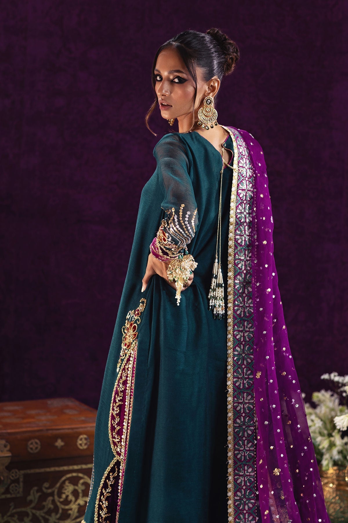 Annus Abrar | Mirha Winter Velour | Lila - House Of Hania