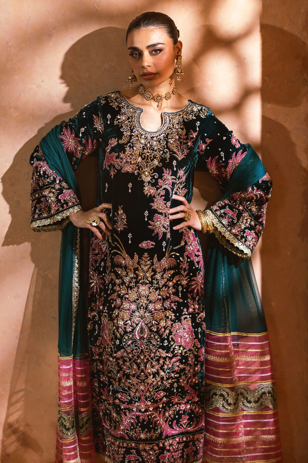 Annus Abrar | Mirha Winter Velour | Nerali (Shirt and Pants) - House Of Hania