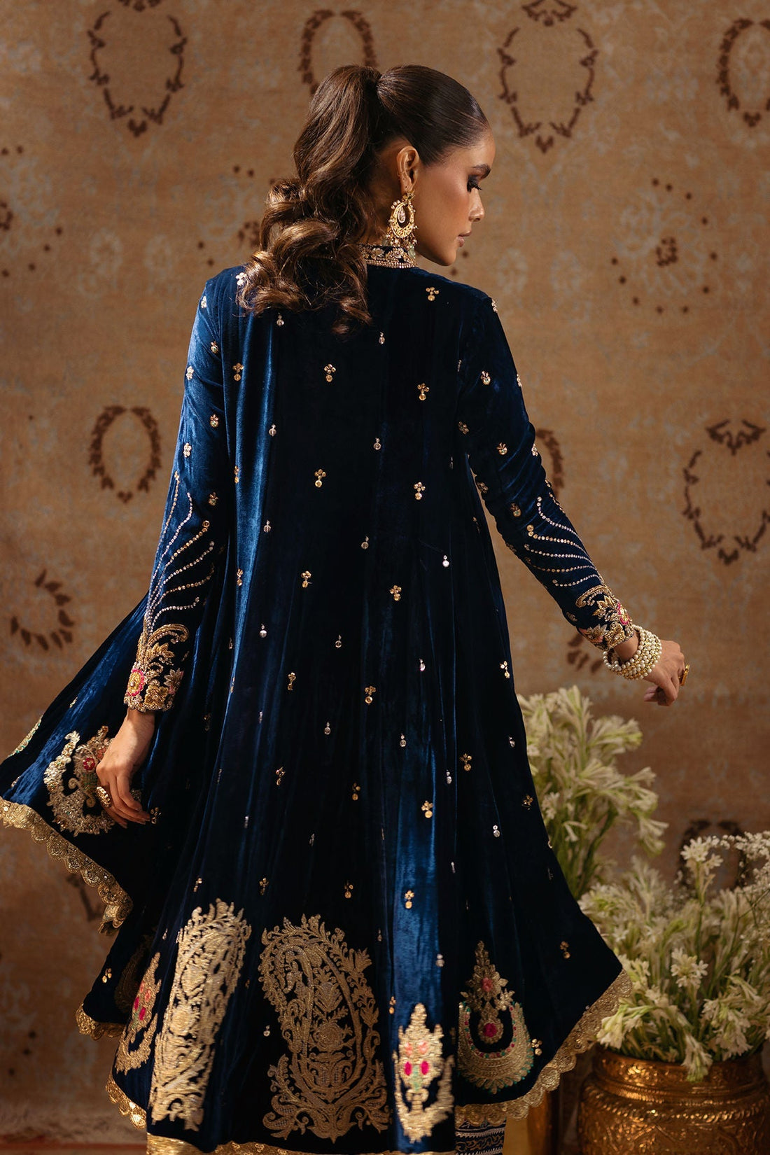 Annus Abrar | Mirha Winter Velour | Sheema - House Of Hania