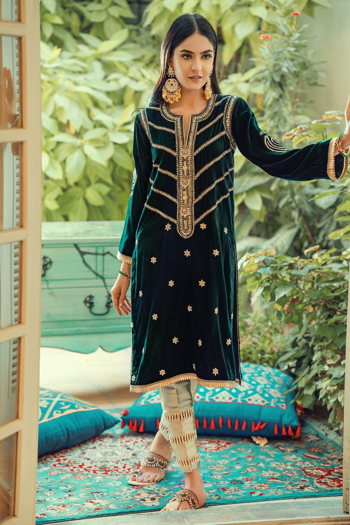 Annus Abrar | Semi Formals | AFSHAN-MERALD - House Of Hania