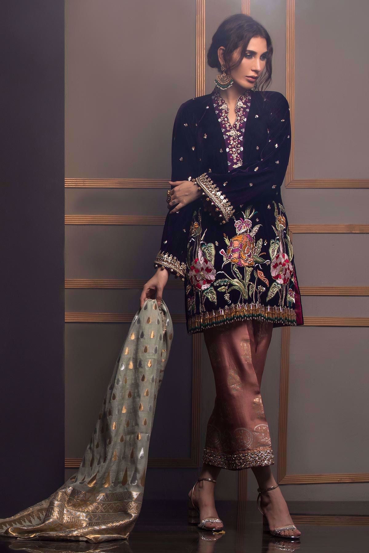 Annus Abrar | Semi Formals | VIOLET BRUME - House Of Hania