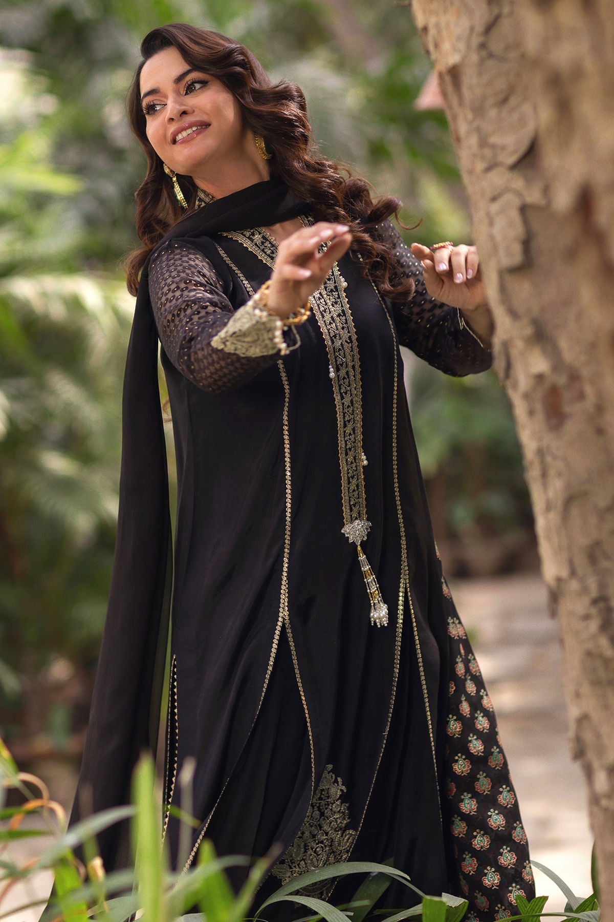 Annus Abrar | The Family Edit 26 | Cylia ( Shirt, Pants And Dupatta) - House Of Hania