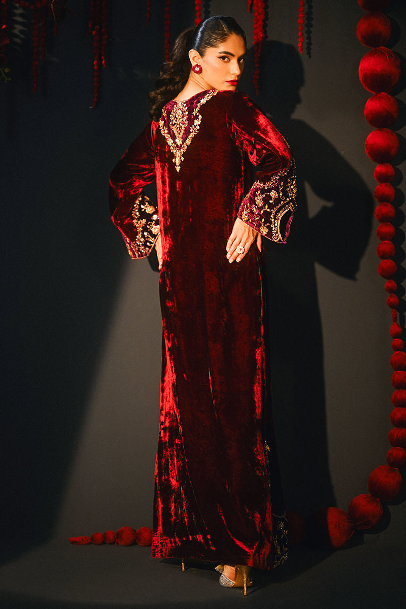 Ansab Jahangir | So Hot Luxury Velvets | Aydin - House Of Hania