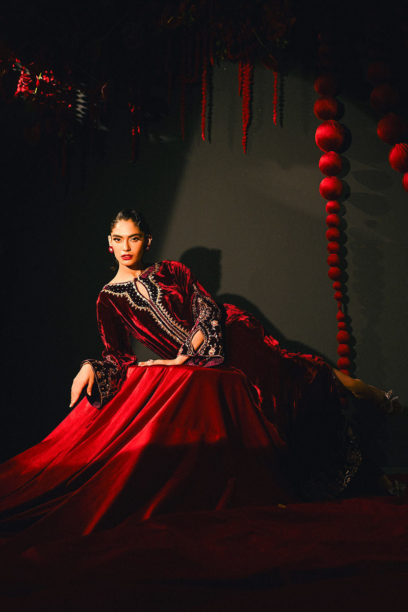 Ansab Jahangir | So Hot Luxury Velvets | Aydin - House Of Hania