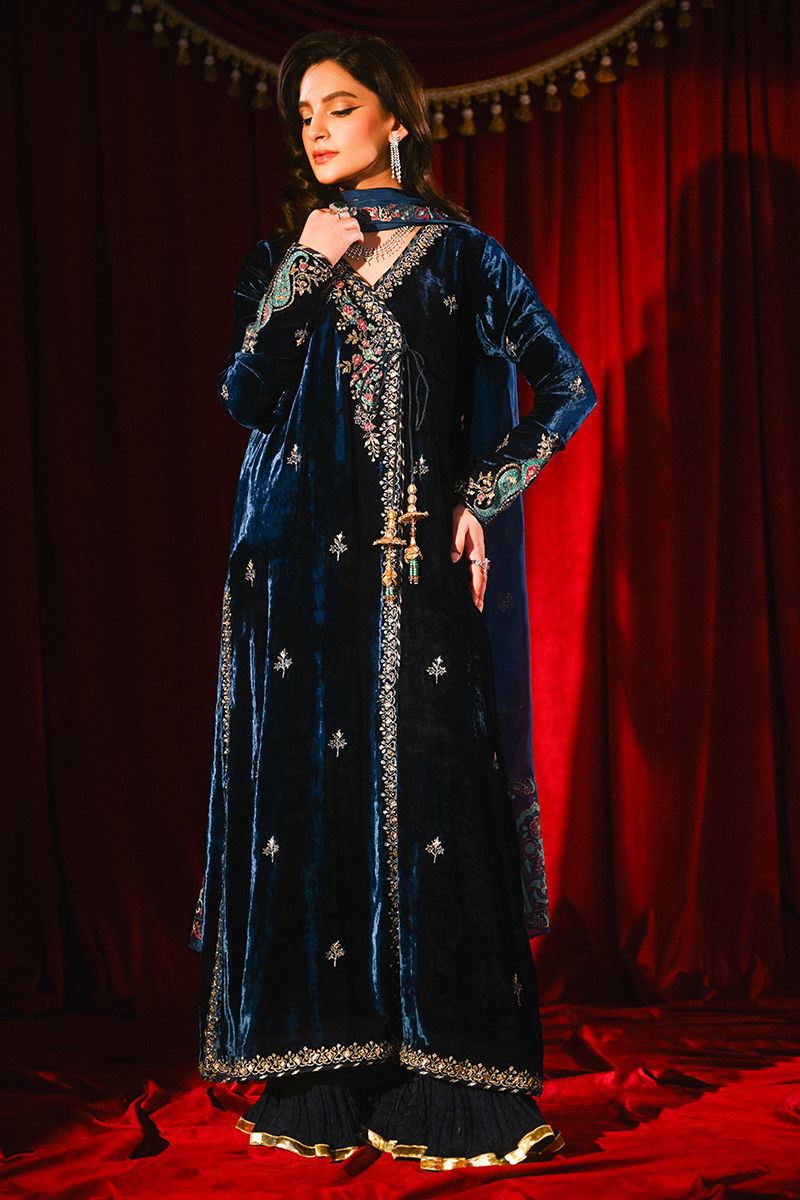 Ansab Jahangir | So Hot Luxury Velvets | Farah - House Of Hania