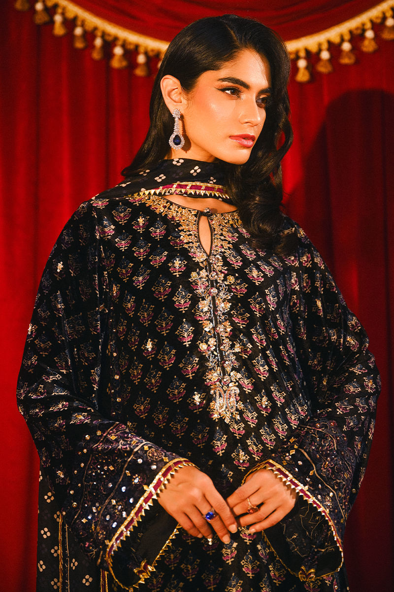 Ansab Jahangir | So Hot Luxury Velvets | Melek - House Of Hania