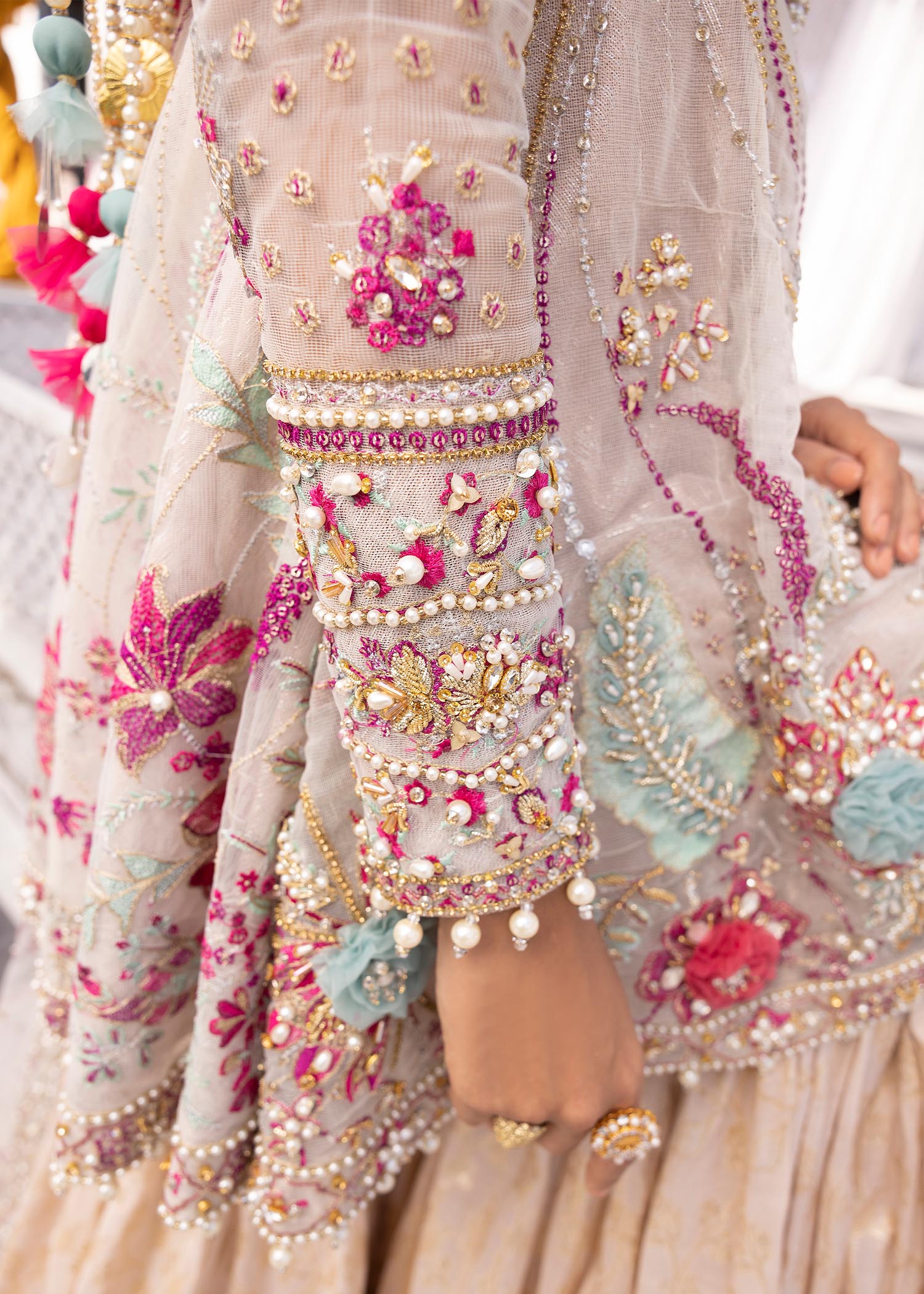 Aroosh - House Of Hania