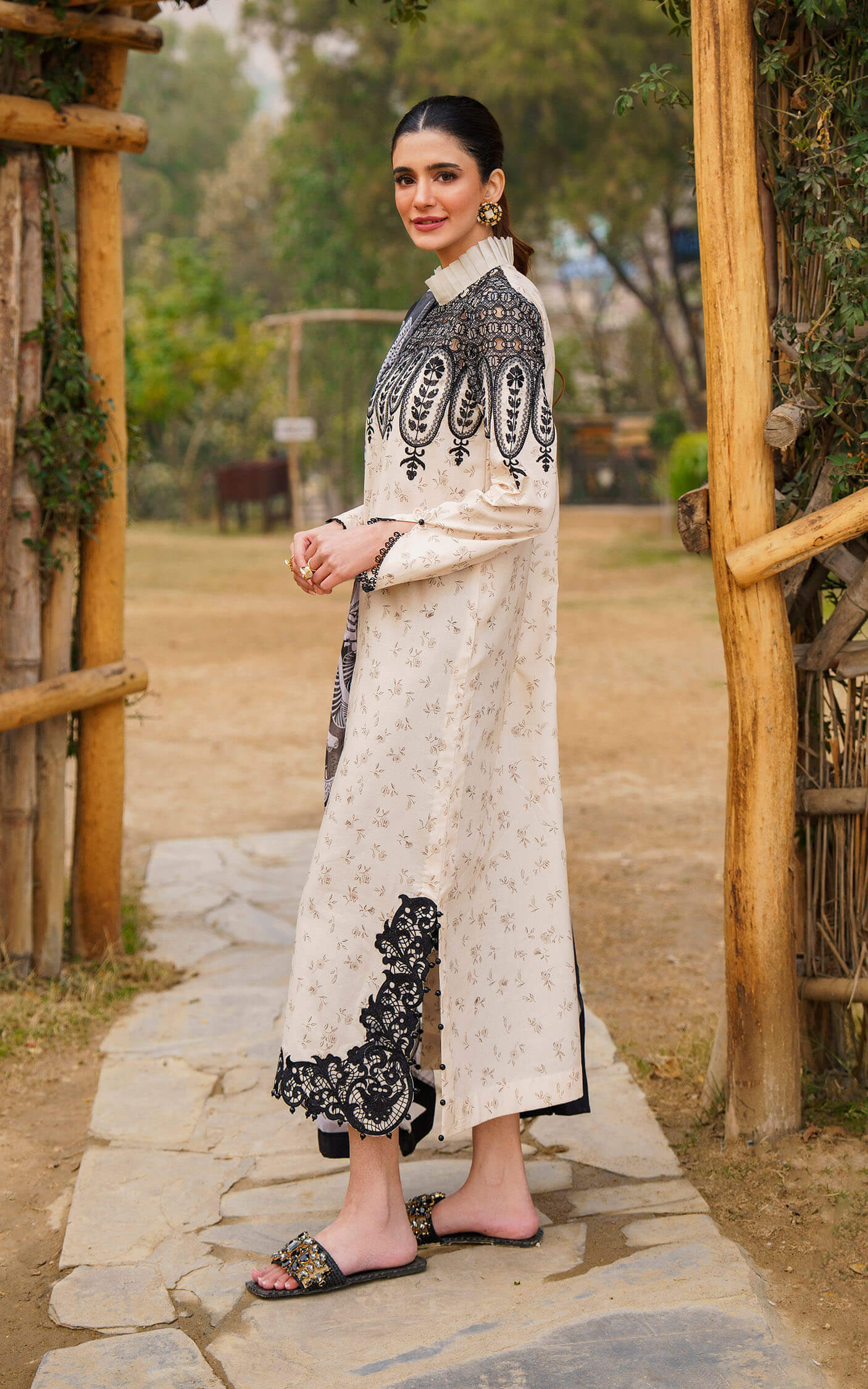 Asifa and Nabeel | Meraki Summer 24 | SNOWDROP-U141M002 - House Of Hania
