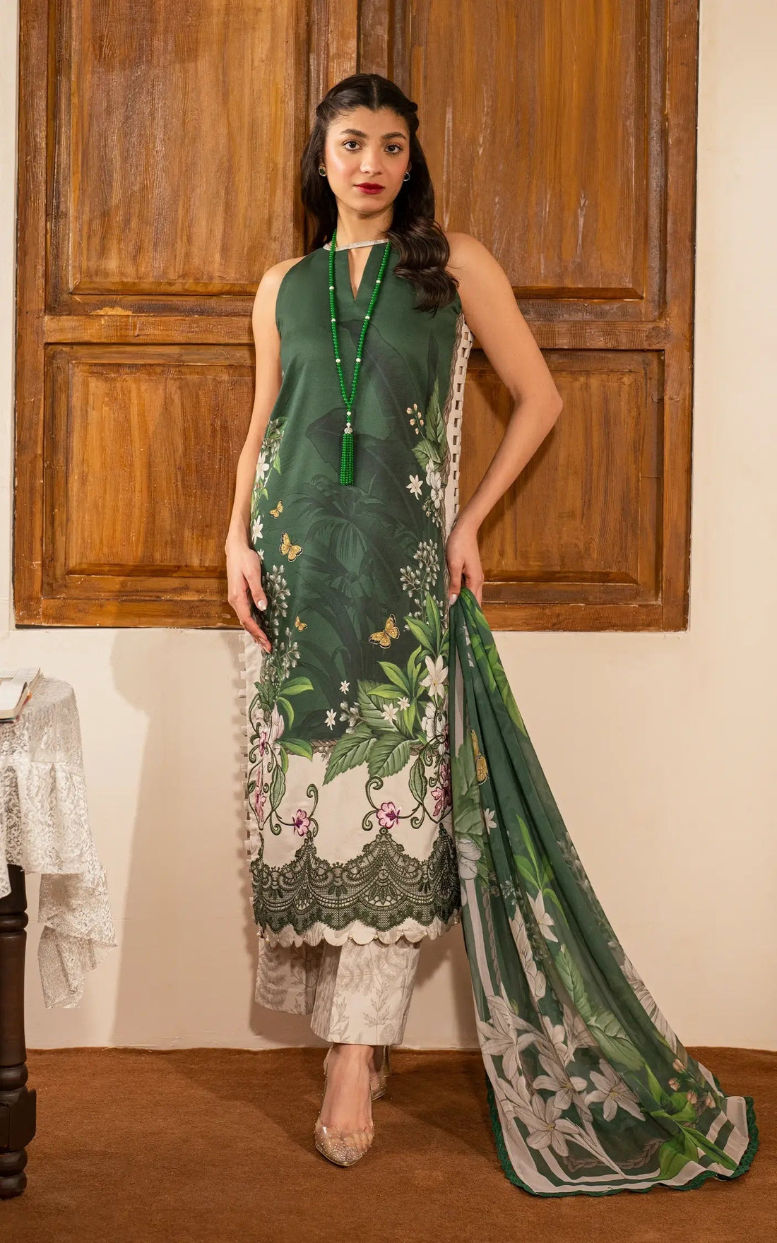 Asifa and Nabeel | Meraki Vintage 25 | Anngan (MVL25-05) - House Of Hania