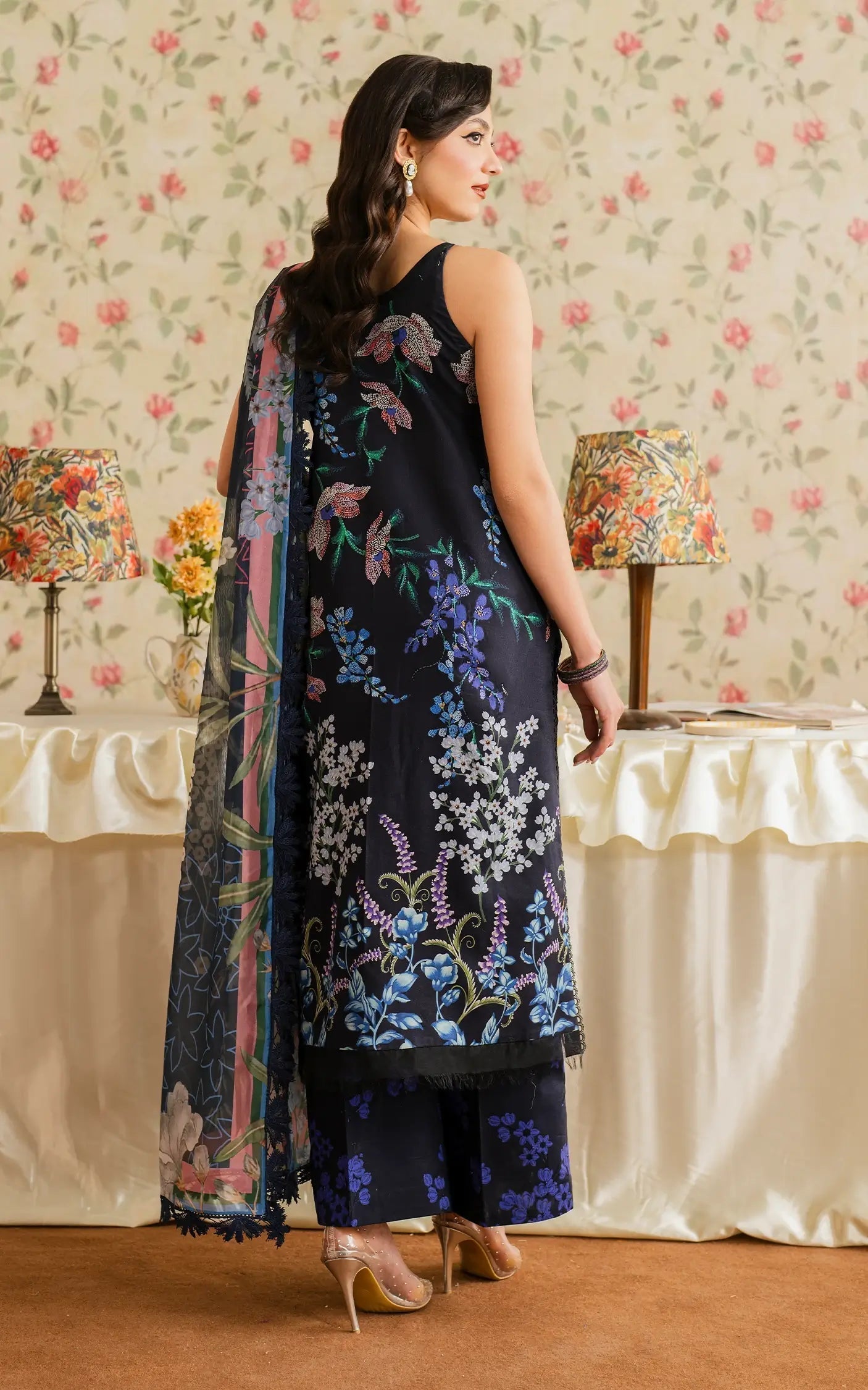 Asifa and Nabeel | Meraki Vintage 25 | Mehtab (MVL25-10) - House Of Hania