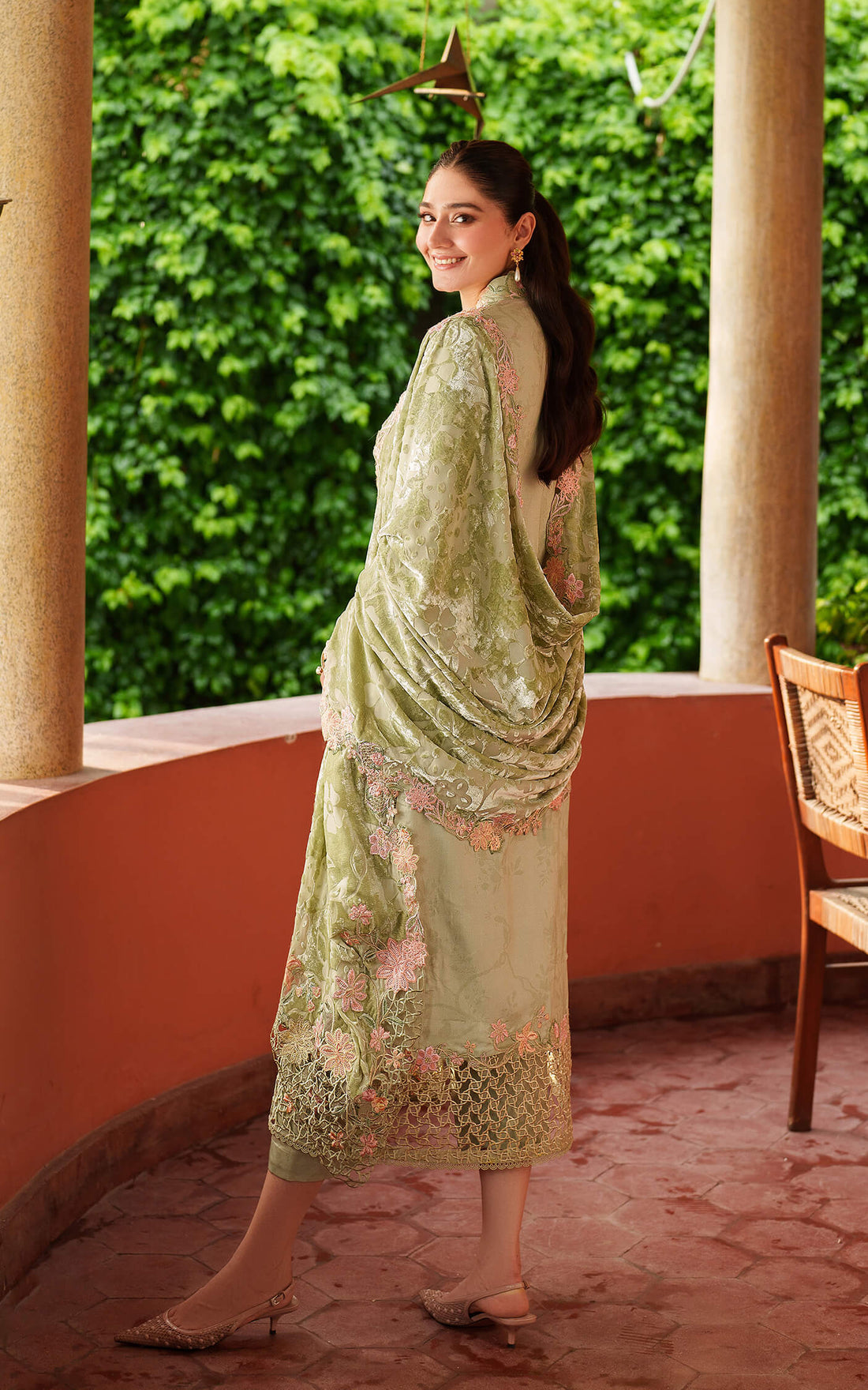 Asifa and Nabeel | Pashmina Luxe 25 | Noir LWC25-04 - House Of Hania