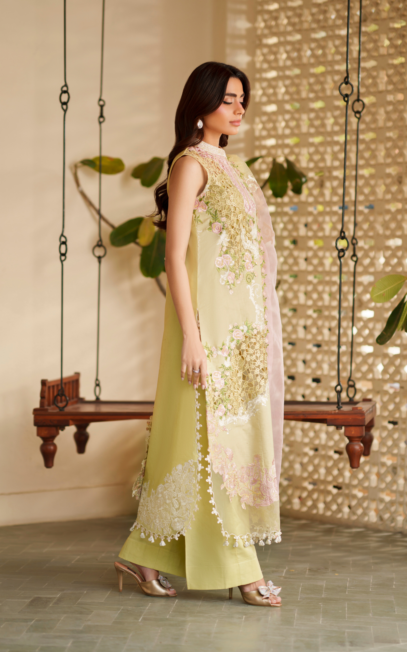 Asifa and Nabeel | Versa Luxury Lawn 26 | Heirloom VUL26-03 - House Of Hania