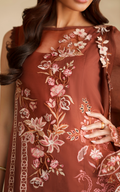 Asifa and Nabeel | Versa Luxury Lawn 26 | Legacy Bloom VUL26-04 - House Of Hania