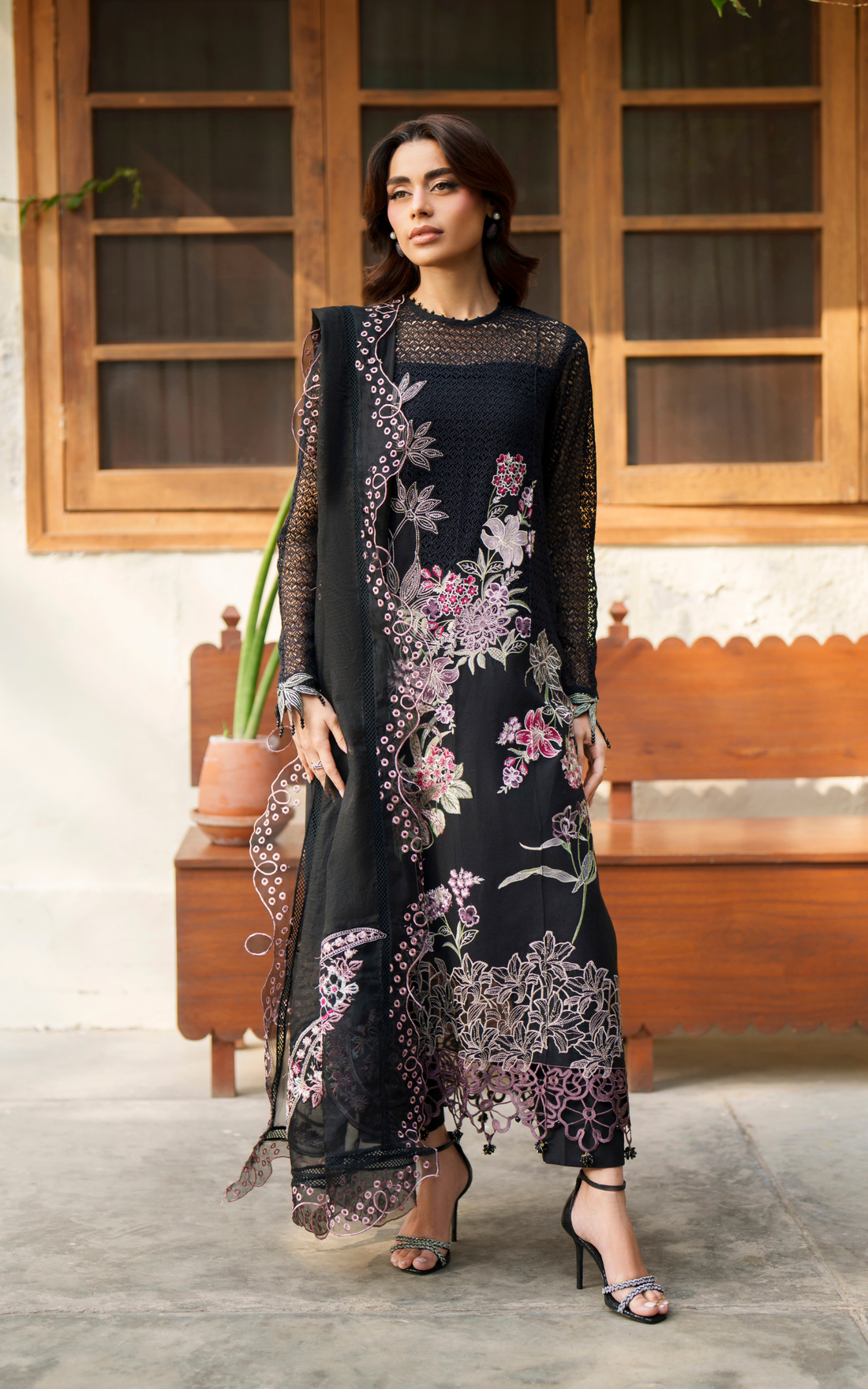 Asifa and Nabeel | Versa Luxury Lawn 26 | Noir Lily VUL26-01 - House Of Hania