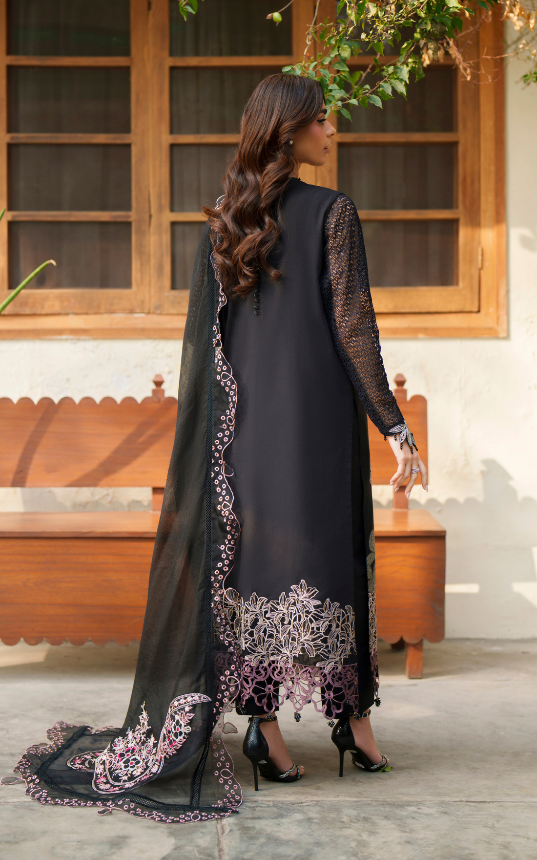 Asifa and Nabeel | Versa Luxury Lawn 26 | Noir Lily VUL26-01 - House Of Hania
