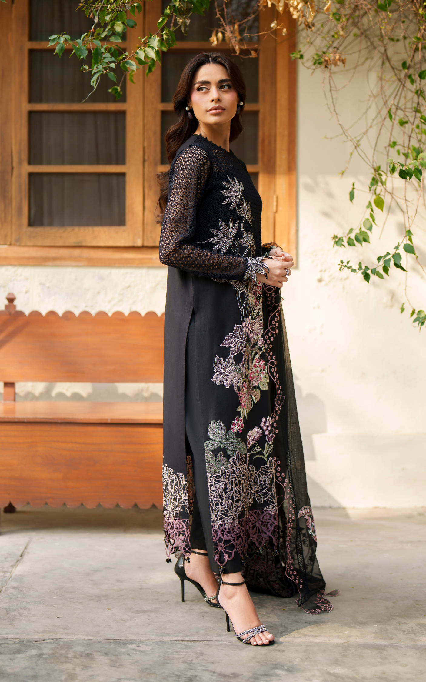 Asifa and Nabeel | Versa Luxury Lawn 26 | Noir Lily VUL26-01 - House Of Hania