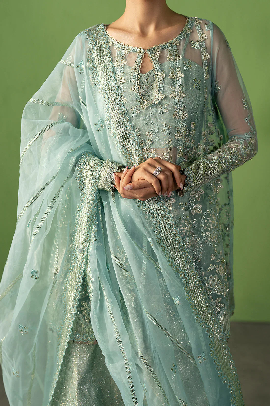 Ayzel | Pehli Nazar '25 | Zarbaaf - House Of Hania