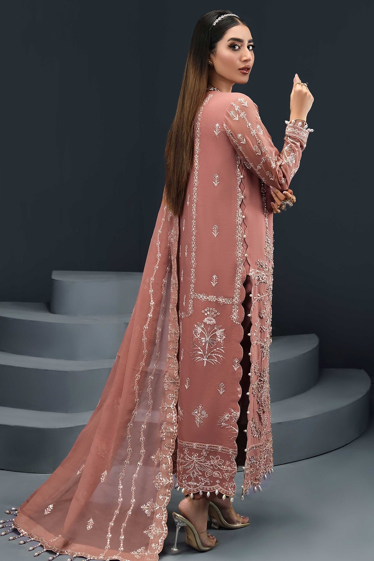 Ayzel Reena Isla - House Of Hania