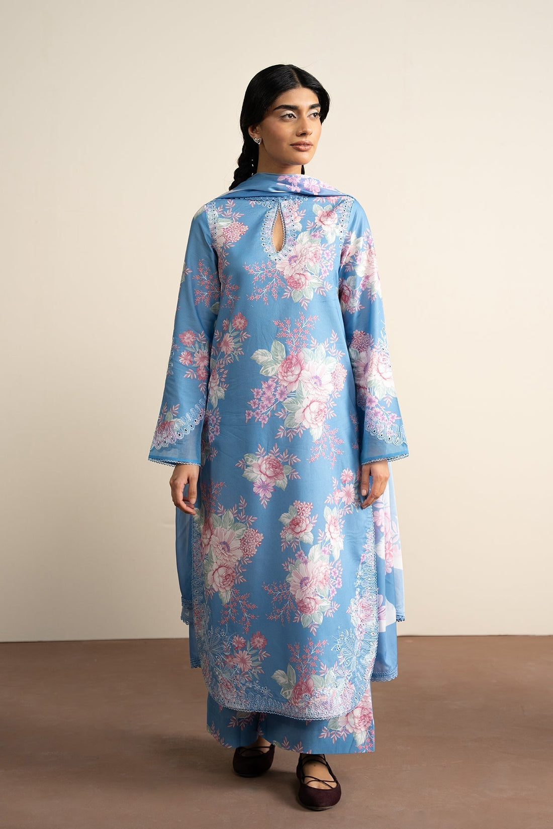 Ayzel | The Bare Minimum | MISTELLE - House Of Hania