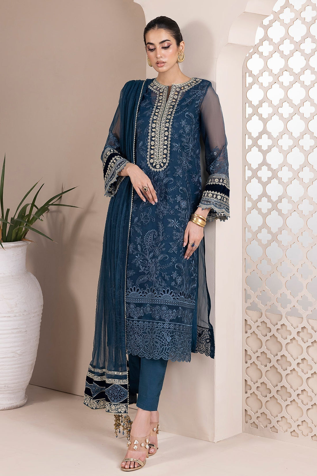 BAROQUE-EMBROIDERED ORGANZA UF-413 - House Of Hania