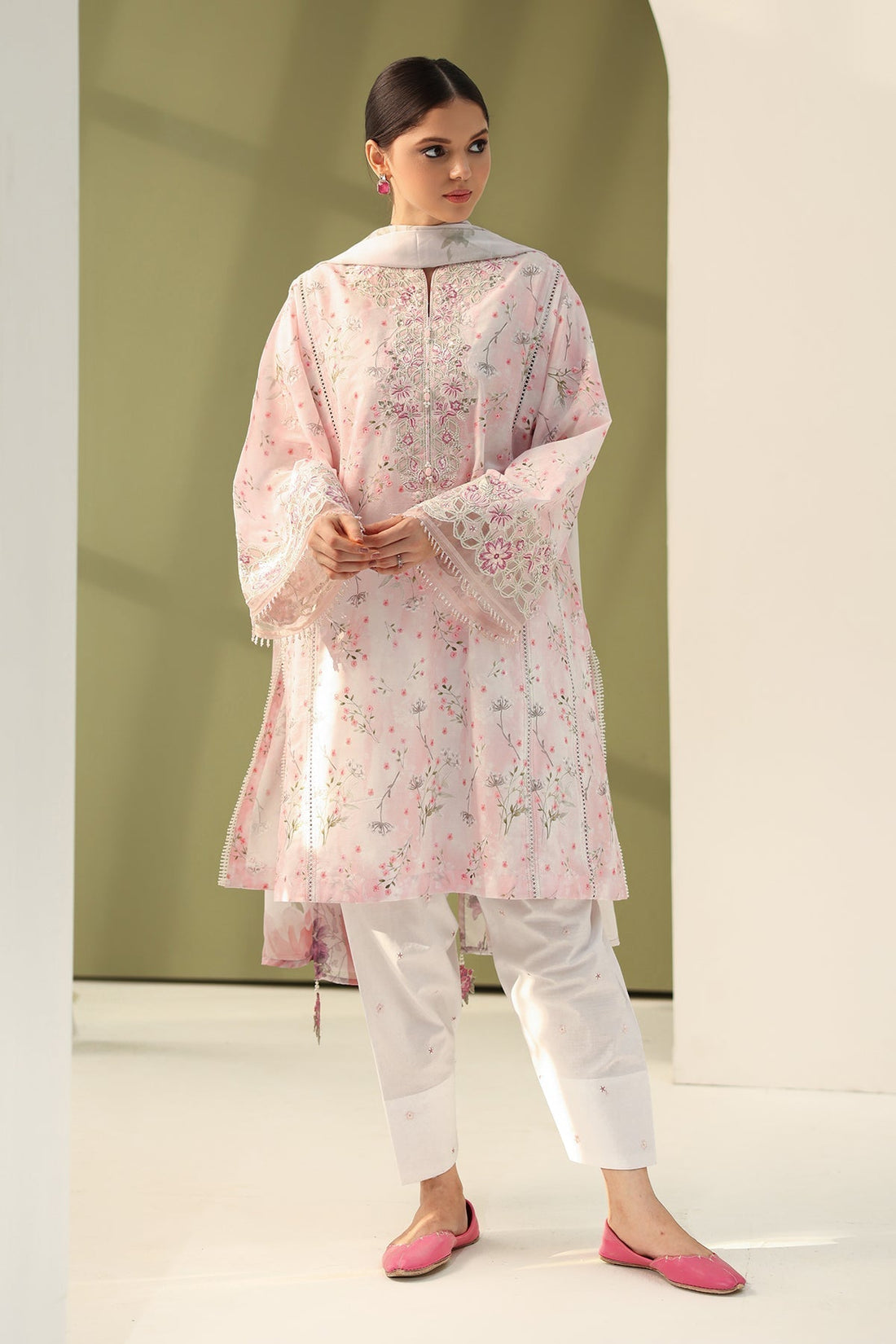 Baroque | Eid Printique | EMBROIDERED PRINTED LAWN UF-4180 - House Of Hania