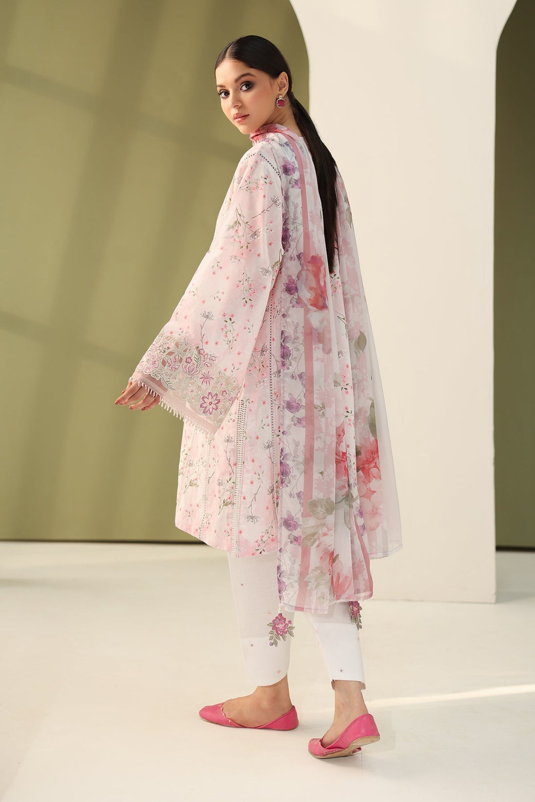 Baroque | Eid Printique | EMBROIDERED PRINTED LAWN UF-4180 - House Of Hania