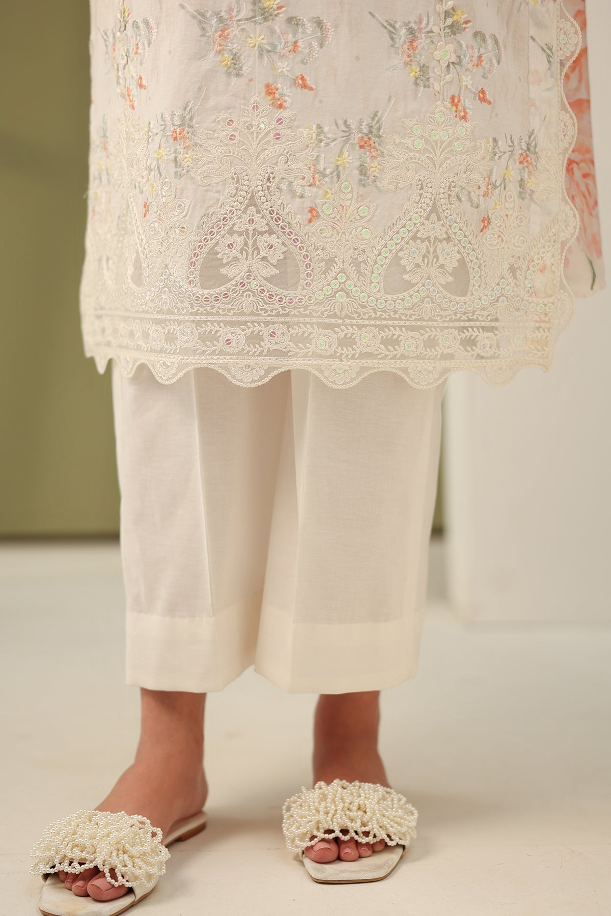 Baroque | Eid Printique | EMBROIDERED PRINTED LAWN UF-4181 - House Of Hania