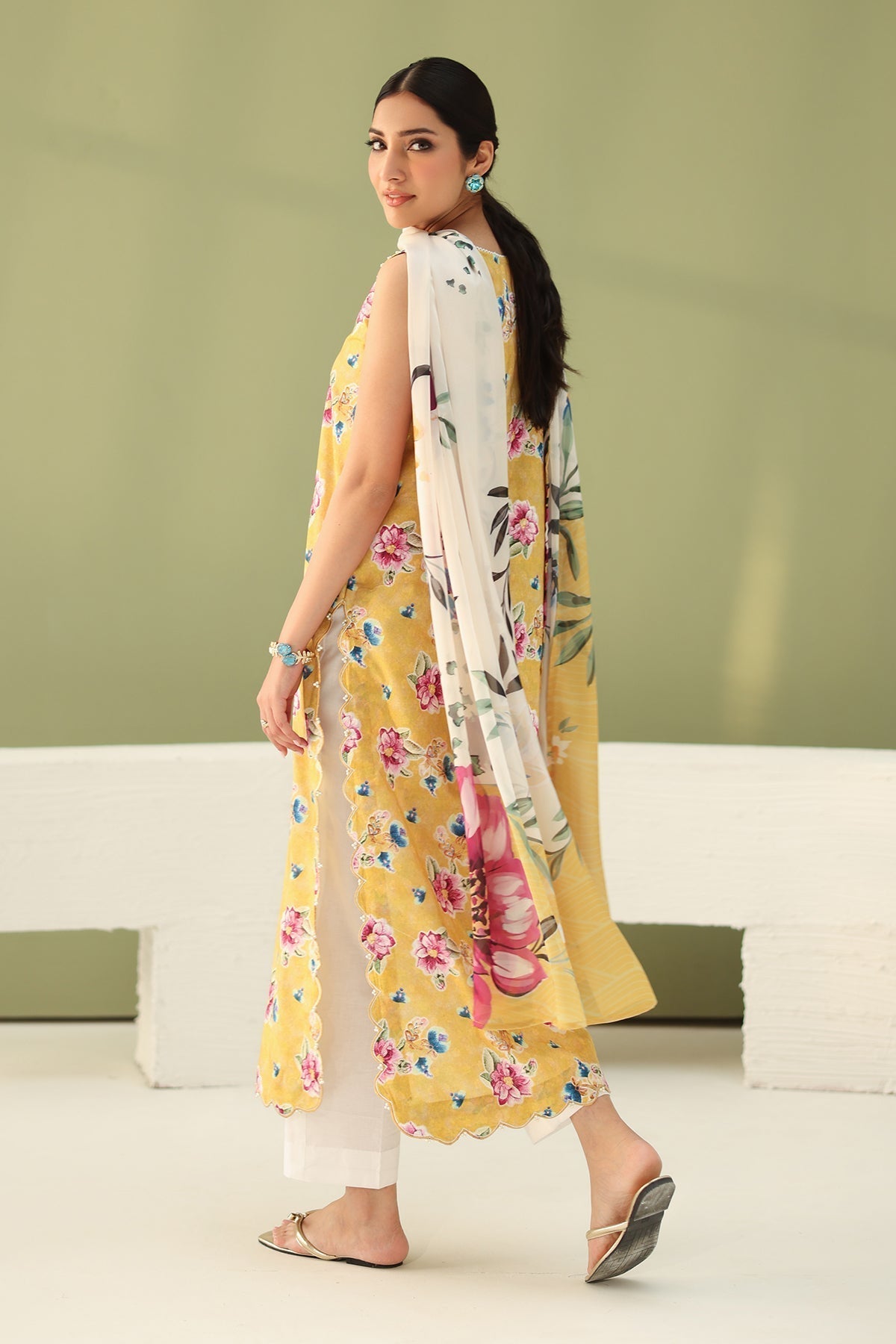 Baroque | Eid Printique | EMBROIDERED PRINTED LAWN UF-4182 - House Of Hania