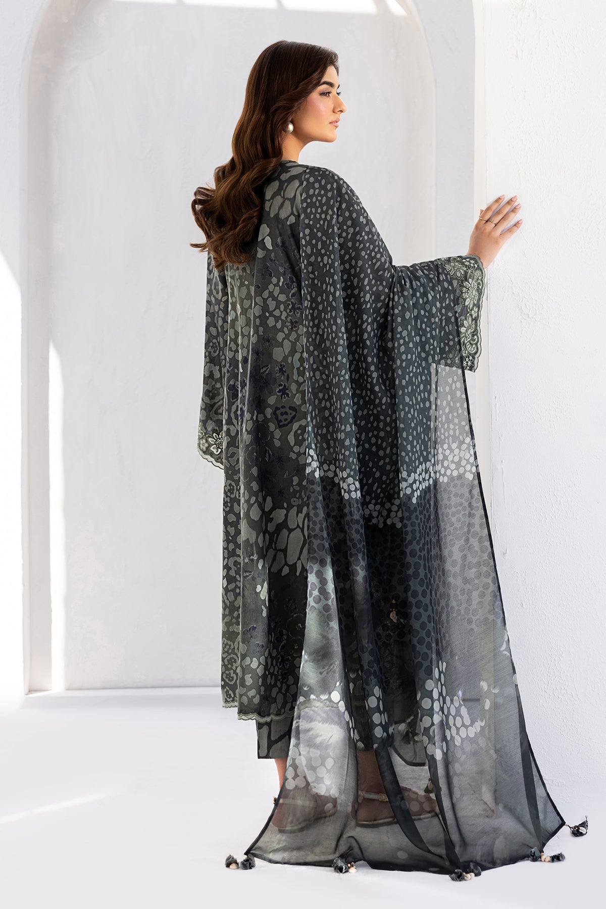 Organza Suit (3-Piece) by Baroque – SF-4454, Photo 2